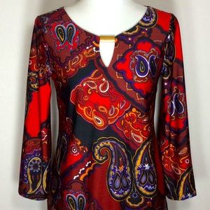 Beautiful Color Paisley Tunic w/Keyhole
